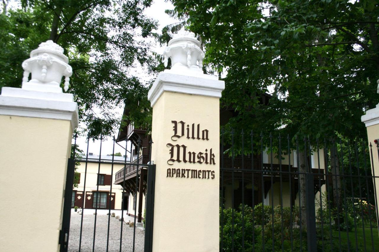 Villa Musik - Historical Apartments In バーデン エクステリア 写真